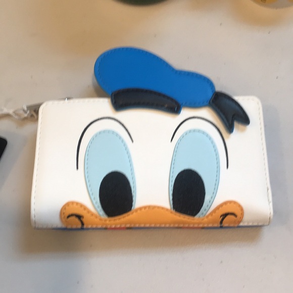 NWT Loungefly Disney Donald Duck Blue/White/Red/Yellow Suit Cosplay Wallet - Picture 1 of 11